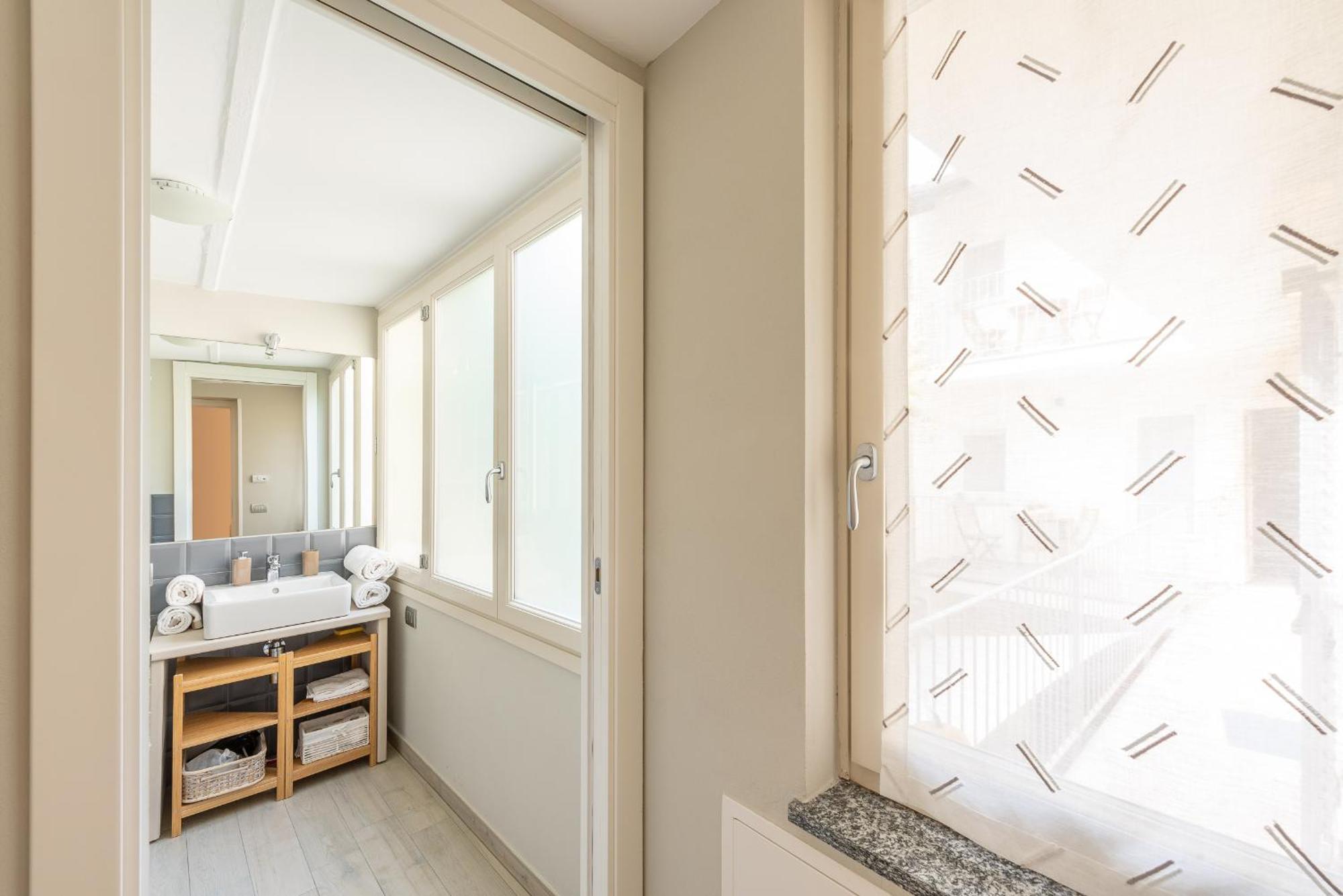 Trifulhouse Holiday Apartments Alba  Pokoj fotografie