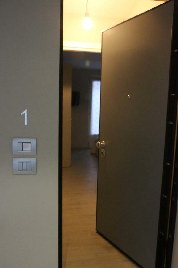 Trifulhouse Holiday Apartments Alba  Pokoj fotografie